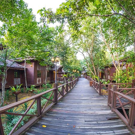 Sipadan Mangrove Resort Tawau Buitenkant foto